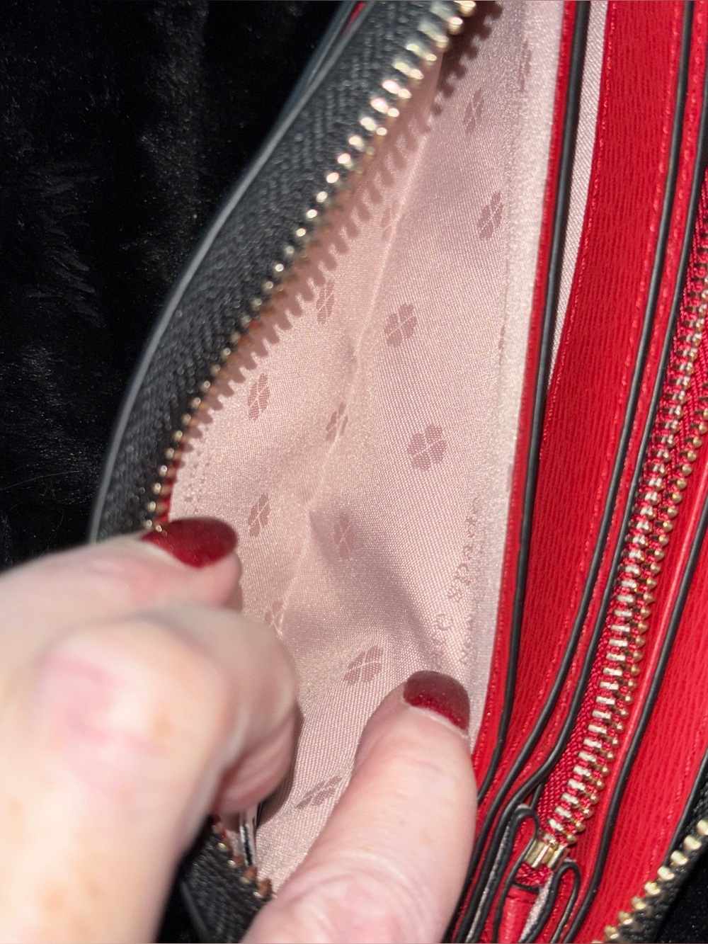 Kate Spade New York ‘Your Hearts’ Wallet Limited Edition/Valentine’s Collection - Picture 7 of 15